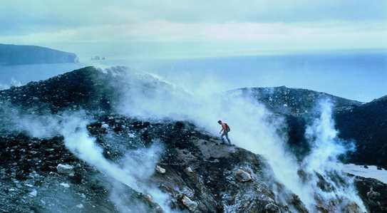 Vulcano-Krakatoa-Indonesia.-Dicembre-gennaio-1968